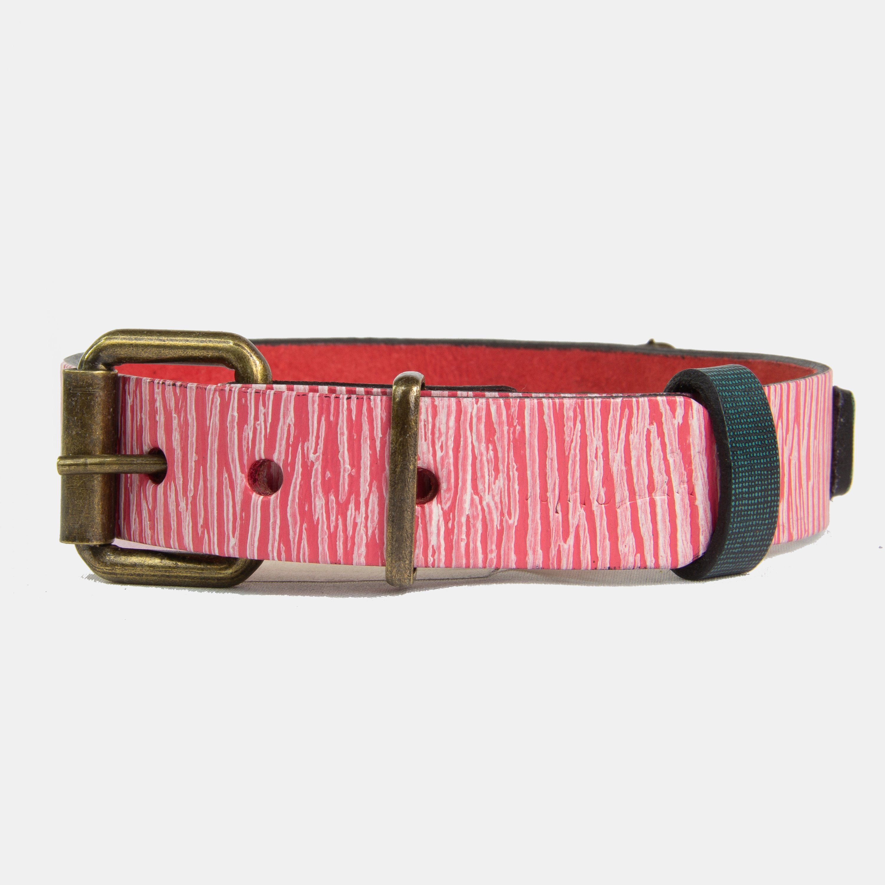 Collar para perros Mauloa, hecho en cuero, modelo Duke, color Rosado Corrugado con Jeans